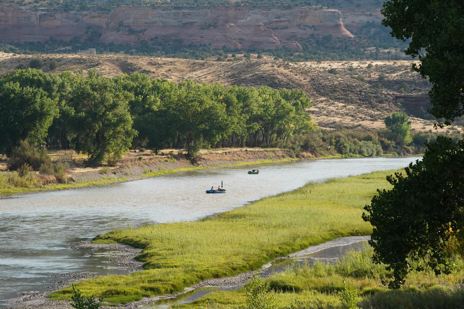 20220908-COLORADO-RIVER-RAFTERS-LOMA