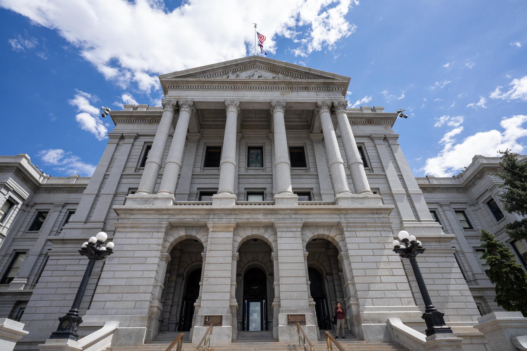 COLORADO-STATE-CAPITOL-240417