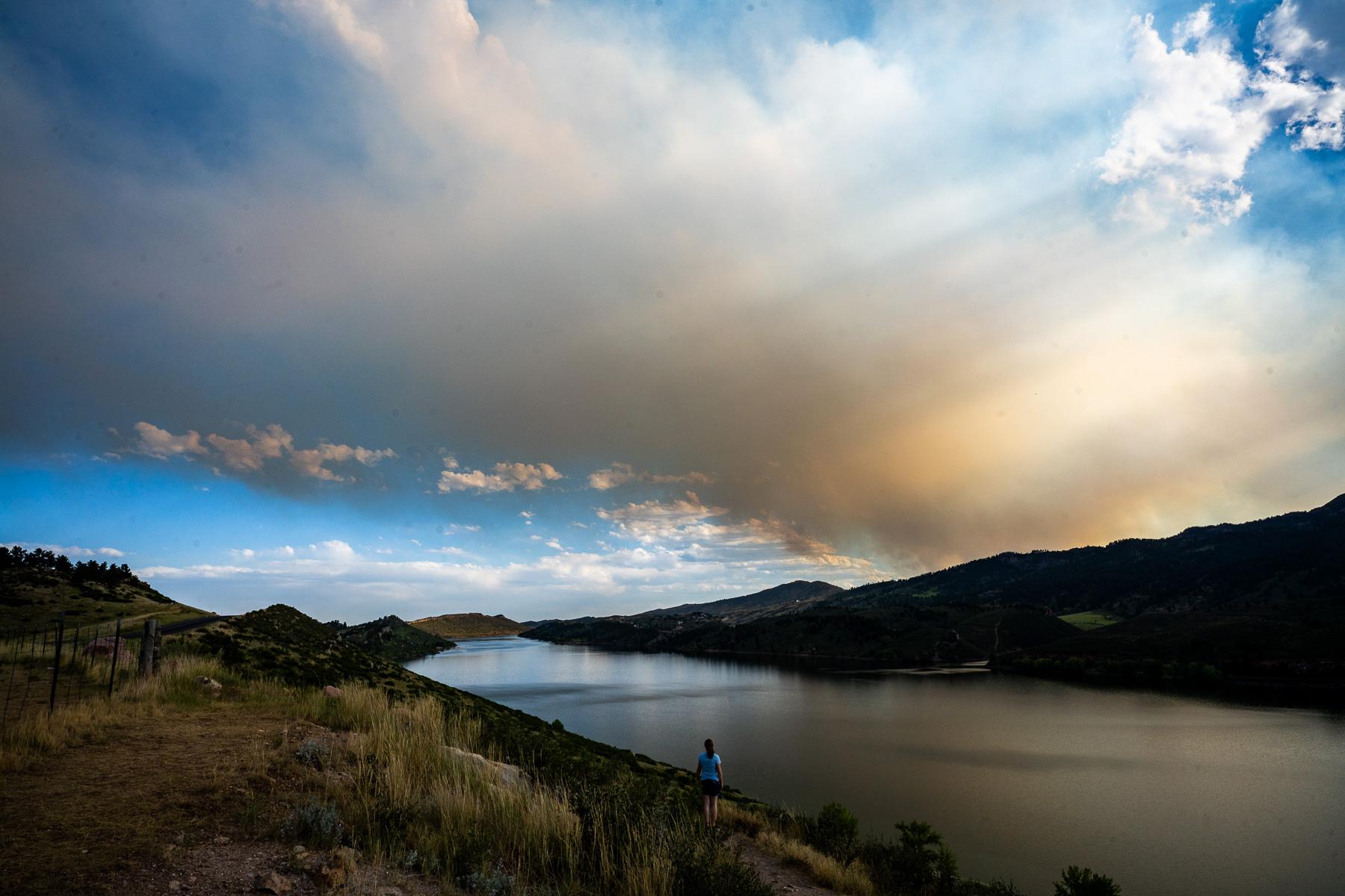 Smoke plume from Alexander Mountain fire over Horseshoe Reservoir