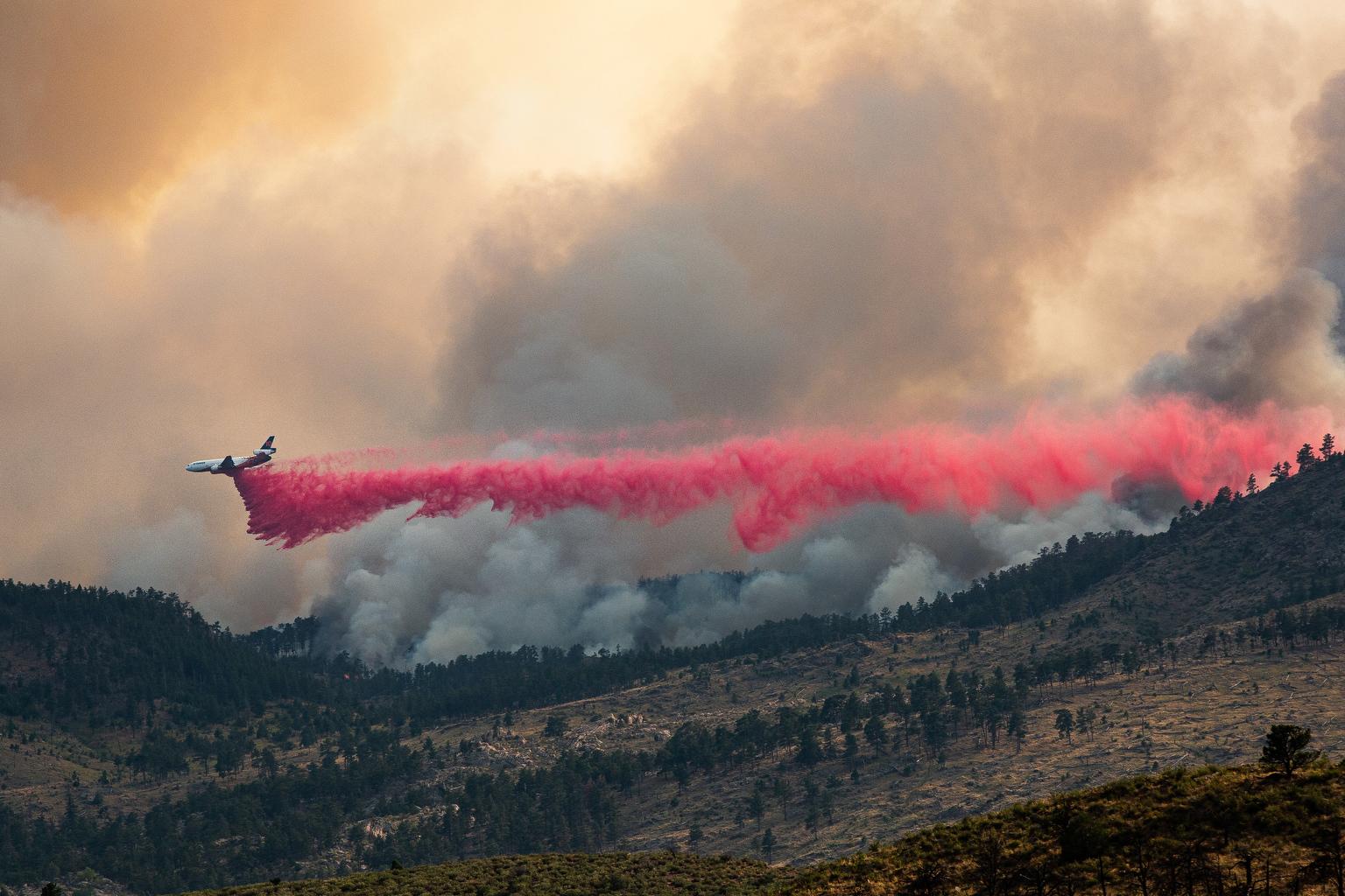 Alexander Mountain Fire burns in foothills west of Loveland